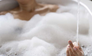 Come fare il bagno con il ciclo mestruale: consigli utili