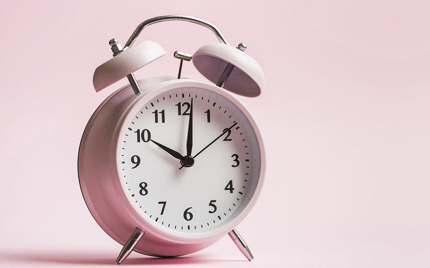 Ciclo Mestruale in Ritardo: Le Cause Possibili e Come Affrontarle - AYAY Blog