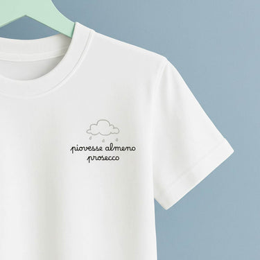 T-shirt con ricamo "Piovesse almeno prosecco"